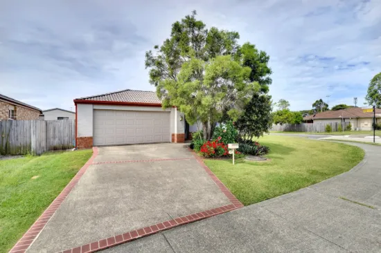 8 Gillam Cres, Bray Park, Qld 4500