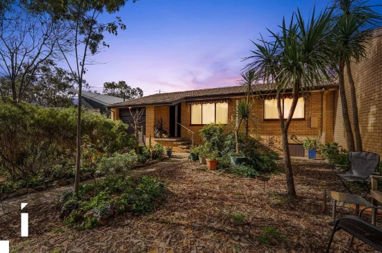 8 Giltinan Place, Holt, ACT 2615