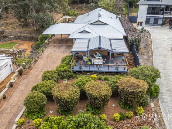 8 Greendale Place, Kelmscott, WA 6111
