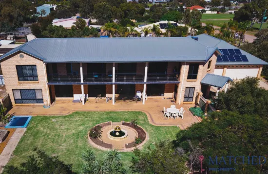8 Grosvenor Close, Woorree, WA 6530
