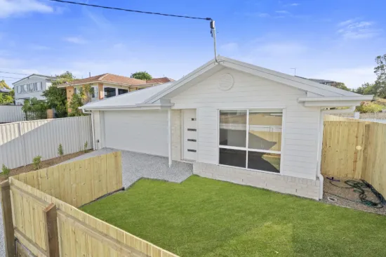 8 Grove Avenue, Arana Hills, Qld 4054