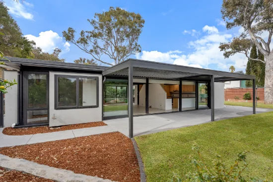 8 Guthridge Crescent, Wanniassa, ACT 2903