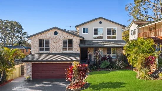 8 Halcyon Street, Mannering Park, NSW 2259