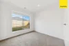 8 Hanover Circuit, Melton South VIC 3338-Image