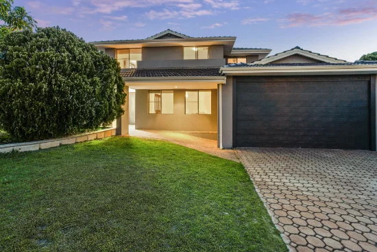 8 Heatherlea Parkway, Leeming, WA 6149