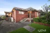 8 Highcliffe Close, Gladstone Park, Vic 3043-Image