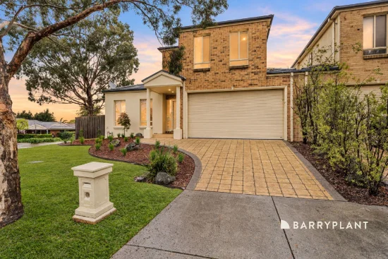 8 Hilda Court, Berwick, Vic 3806 - For Sale