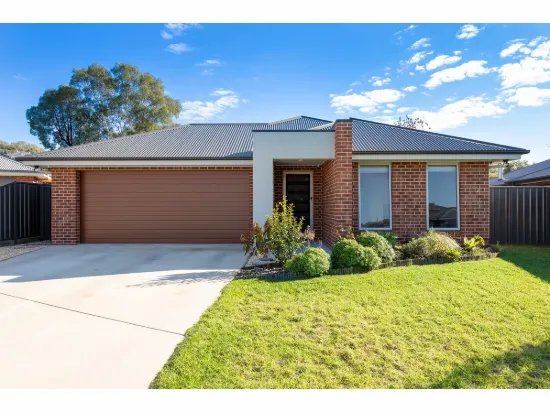 8 Holly Tree Court, Jindera, NSW 2642