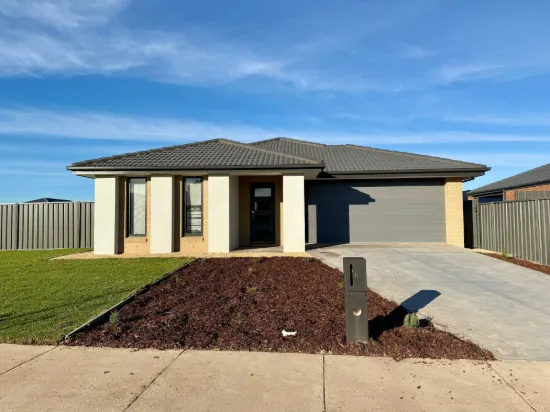 8 Honeyeater Street, Benalla VIC 3672-Image