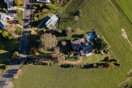 8 Hores Lane, Tawonga, Vic 3697-Image