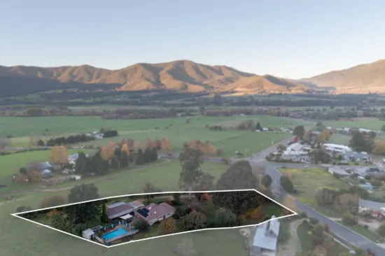 8 Hores Lane, Tawonga, Vic 3697-Image