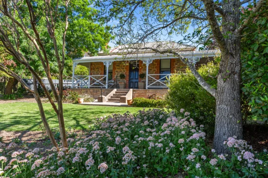 8 Houghton Street, Clare, SA 5453