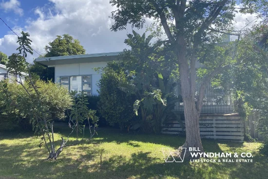 8 Howitt Avenue, Metung, Vic 3904