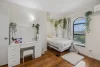 8 Hume Court, Mount Ommaney, Qld 4074-Image