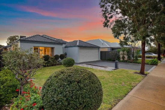 8 Huntington Avenue, Wellard, WA 6170