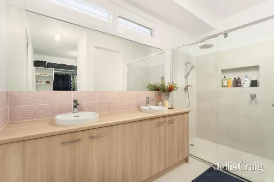 8 Hutchinson Drive, Lucas, Vic 3350-Image