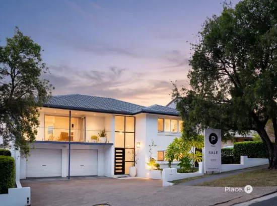 8 Indus Street, Camp Hill, Qld 4152