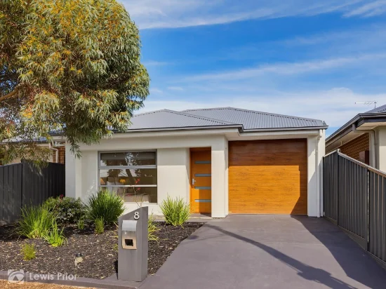 8 Inverness Avenue, Marion, SA 5043