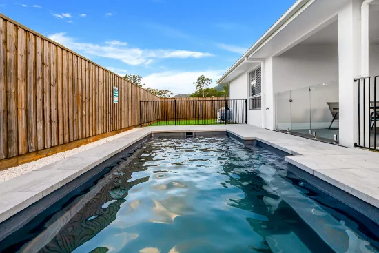 8 Island Avenue, Kewarra Beach, Qld 4879