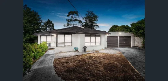 8 Jeffrey Grove, Bayswater, Vic 3153 - For Sale