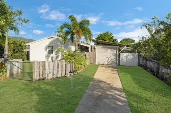 8 Josephine Crescent, Rasmussen, Qld 4815