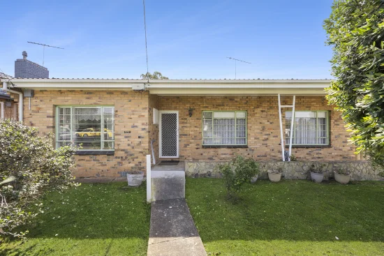 8 June Avenue, Hamlyn Heights, Vic 3215