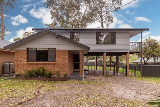 8 Keith Crescent, Smiths Lake, NSW 2428