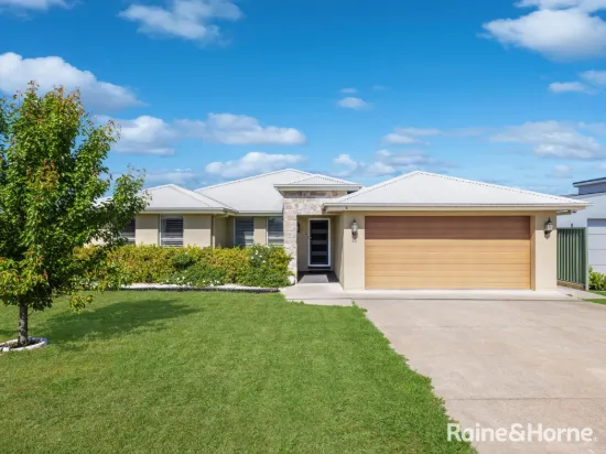 8 Knight Place, Llanarth, NSW 2795