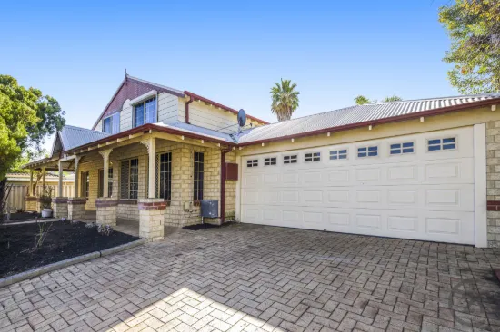 8 Kolan Close, Dudley Park, WA 6210