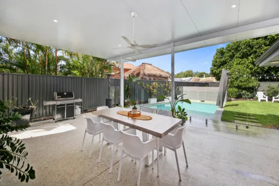 8 Kona Court, Mountain Creek, Qld 4557