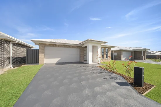 8 Kooyonga Street, Heddon Greta, NSW 2321