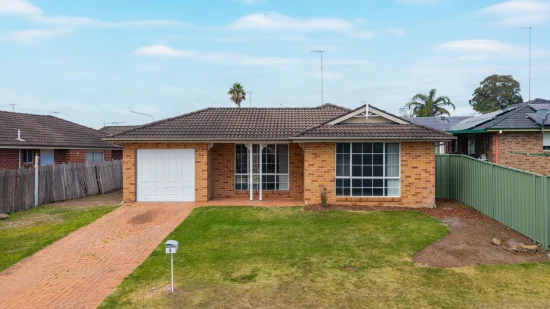 8 Kumbara Close, Glenmore Park, NSW 2745