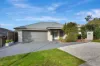 8 Kurraka Drive, Fletcher, NSW 2287