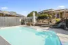 8 Kuter Court, Edens Landing, Qld 4207