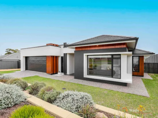 8 Lakeview Avenue, Rosenthal Heights, Qld 4370