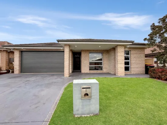 8 Lancaster Street, Gregory Hills, NSW 2557