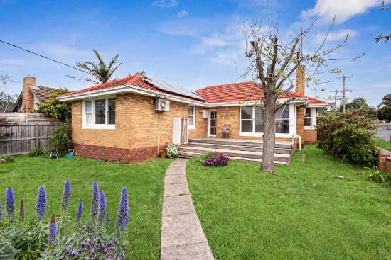 8 Landy Avenue, Highton, Vic 3216