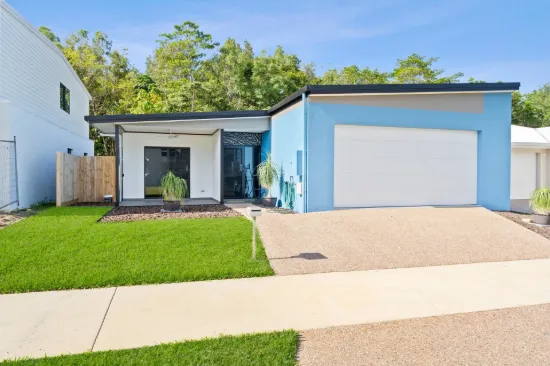 8 Lapwing Place, Smithfield, Qld 4878