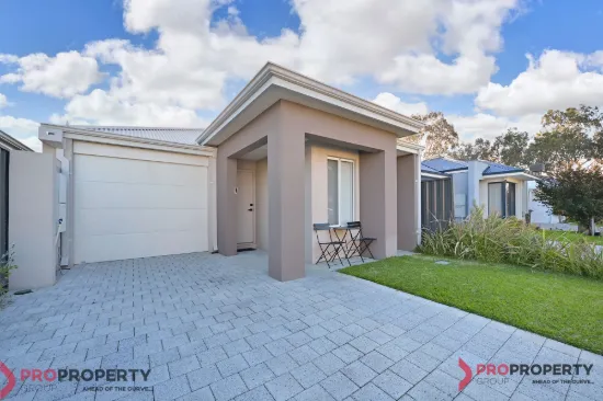 8 LINDLEY GRANGE, Aveley, WA 6069