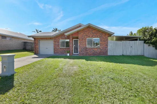 8 Lochmaben Court, Beaconsfield, Qld 4740