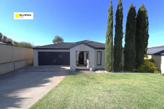 8 Lockeridge Drive, Tumut, NSW 2720