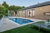 8 Lucas Place, Mornington, Vic 3931-Image