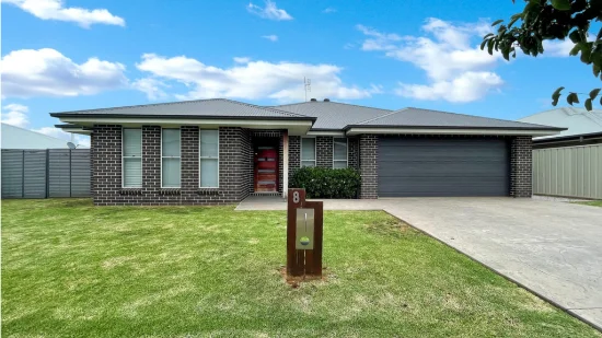 8 Macintyre Circuit, Dubbo, NSW 2830 - For Sale