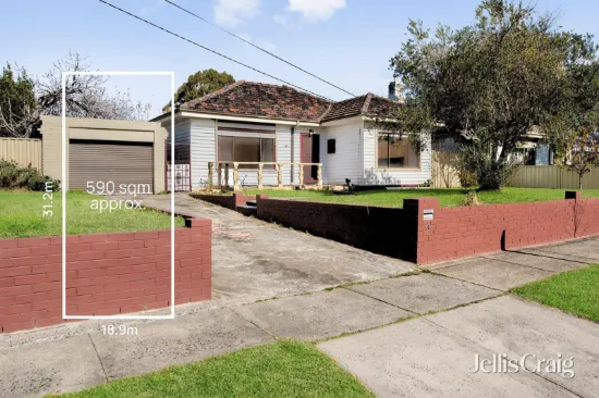 8 Maine Hey Crescent, Springvale, Vic 3171