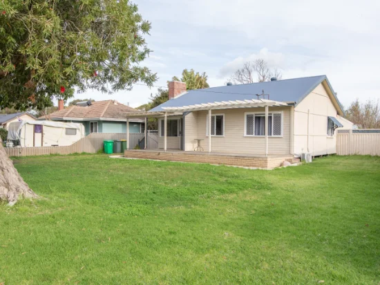 8 Maitland Road, Capel, WA 6271