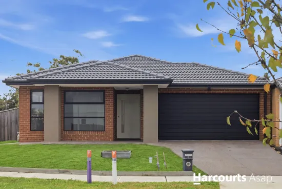 8 Majorca Drive, Clyde North, Vic 3978