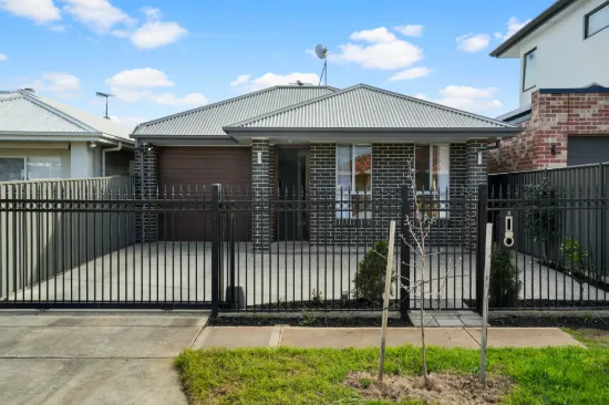8 Malcolm Street, Flinders Park, SA 5025