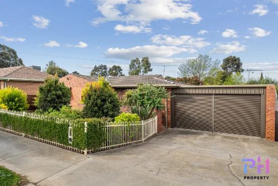8 Manning Avenue, California Gully, Vic 3556