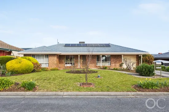 8 Marrington Circuit, Morphett Vale, SA 5162