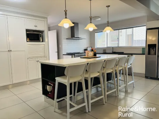 8 Marsden Court, Roma, Qld 4455
